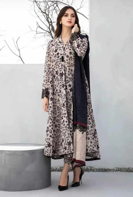 3 Pcs Women's Unstitched Karandi Digital Print Suit